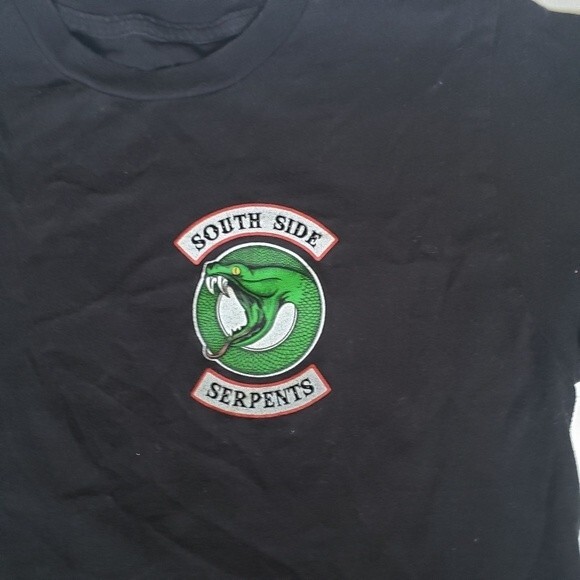 RIVERDALE - SOUTHSIDE SERPENTS GIRLS T-SHIRT - XS - Picture 6 of 11